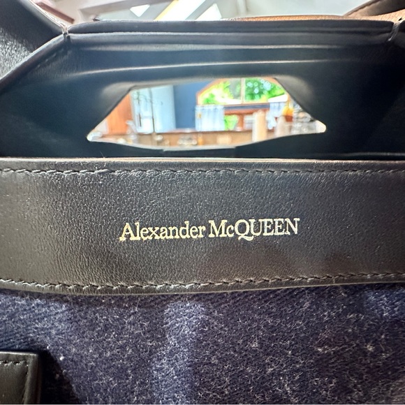 Alexander McQueen small black leather and denim THE BOW bag - Picture 7 of 16